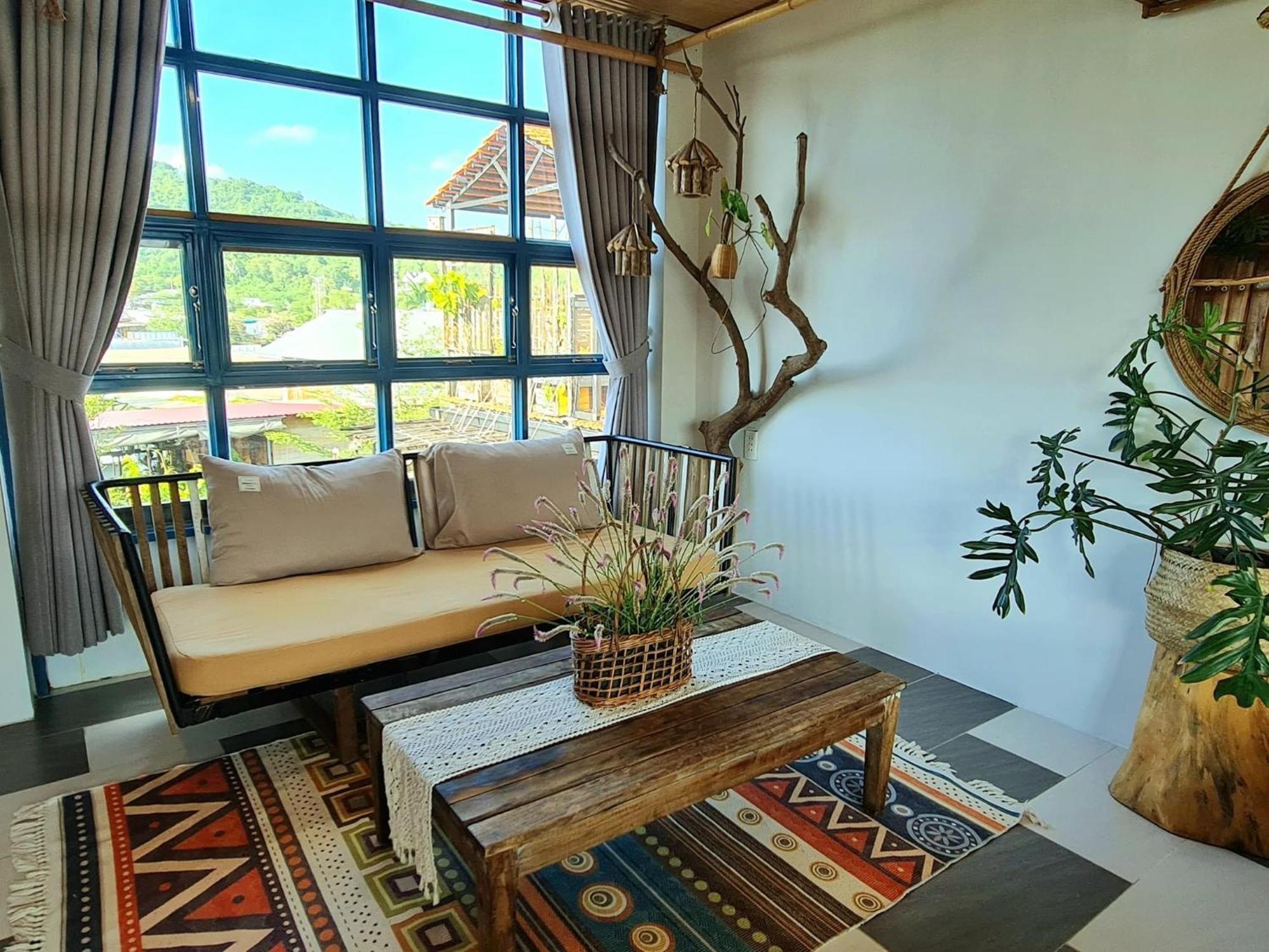 Tinh House Phu Quoc Hotel Buitenkant foto
